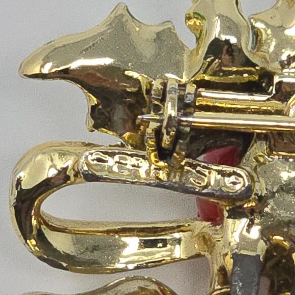 Vintage Gerry’s Christmas Jingle Bells Brooch Holly Leaves Red Berry Pin - Picture 4 of 7